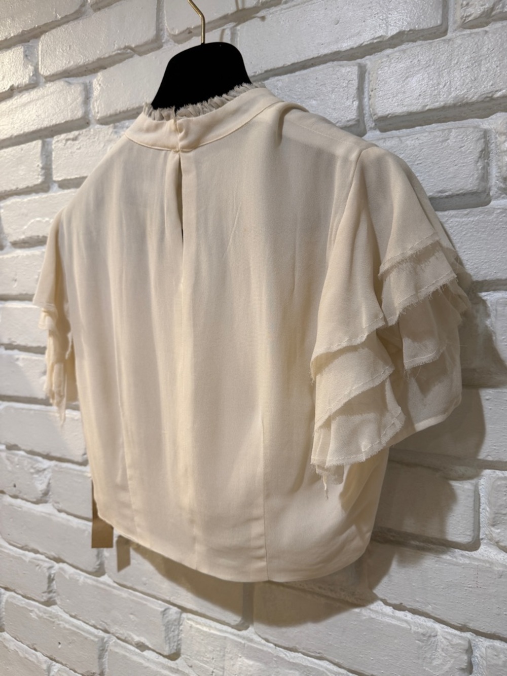 ✨ REFORMATION Ivory Silk Blend Ruffle Crop Top Romantic Boho Luxe | Size 4 - Picture 12 of 16